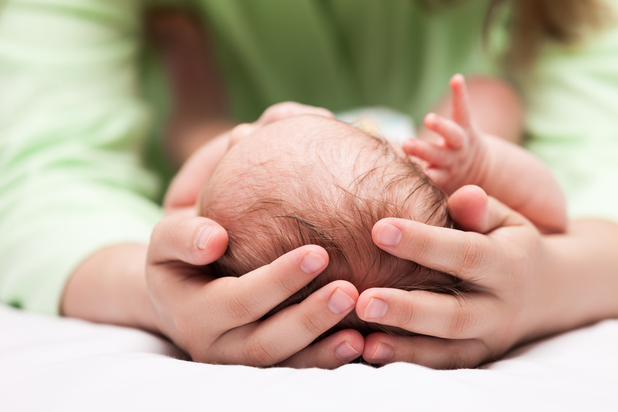 Causes & Symptoms of Cephalohematoma