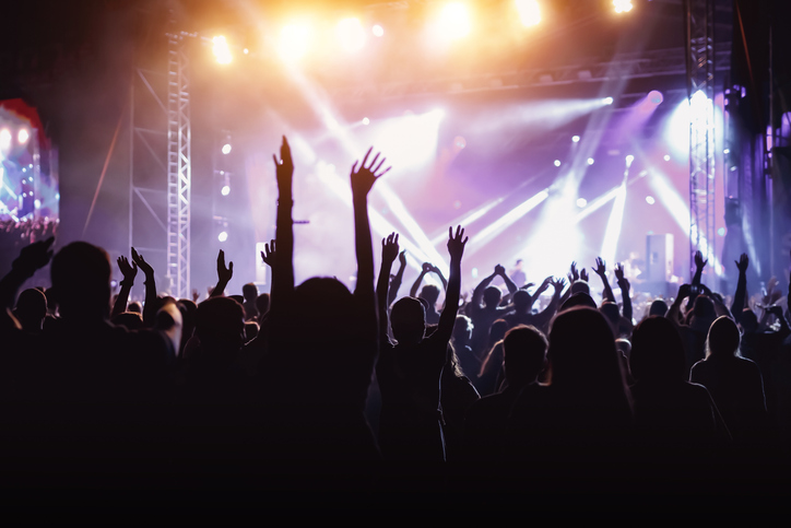 Rules of Mosh Pits: How To Stay Safe